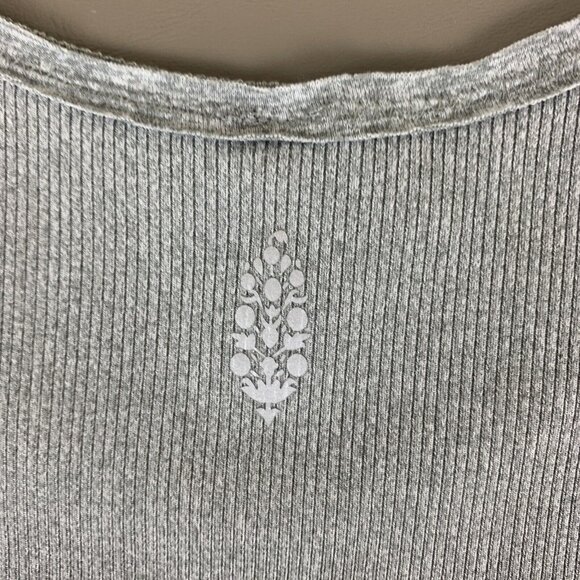 Free People Movement Womens M Cropped Tank Top Gray Cross Front Bralette Bra - Picture 8 of 16
